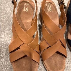 TOMS Women's Brown Crisscross Sandals
